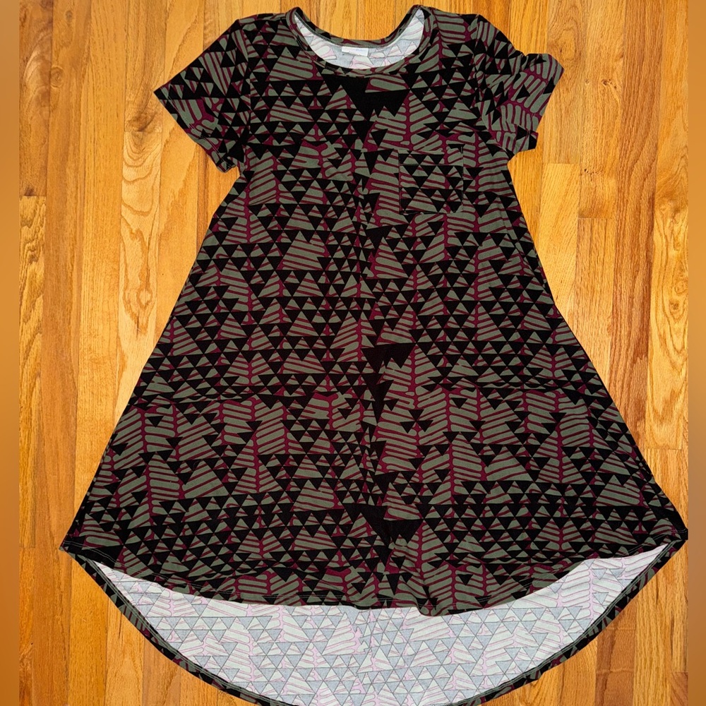 EXCELLENT Used Condition LuLaRoe Carly SUPERsoft Material